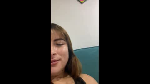 Snapshot of liahferrerr chatting on 10/16/25, 04:57 Liah Ferrer online show from 10/16/25, 04:57