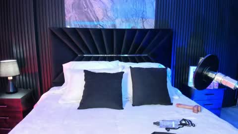 Snapshot of liahfontaine chatting on 04/13/26, 11:16 Liah Fontaine online show from 04/13/26, 11:16