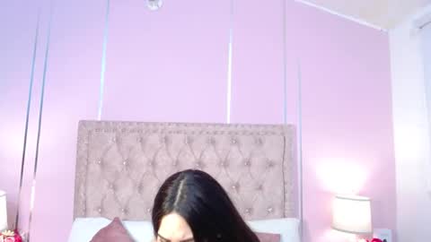 Snapshot of liahjhons chatting on 01/08/25, 09:34 Liah online show from 01/08/25, 09:34