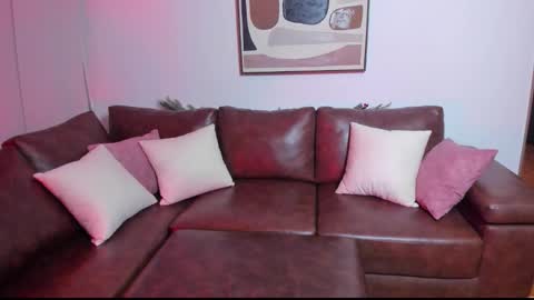 Snapshot of liahjhons chatting on 01/10/26, 11:42 Liah online show from 01/10/26, 11:42