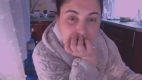 miss Lia  colection for travel online show from 02/22/26, 09:02