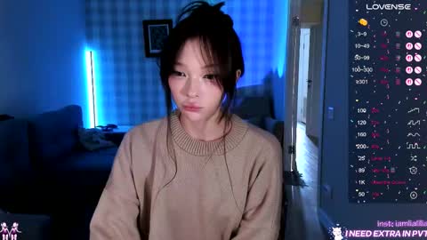 Snapshot of lialilia chatting on 10/05/25, 11:08 lialilia online show from 10/05/25, 11:08