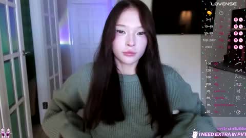 Snapshot of lialilia chatting on 10/14/25, 10:16 lialilia online show from 10/14/25, 10:16