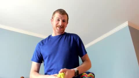 Liam online show from 02/10/25, 07:38