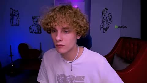 Liam online show from 03/10/25, 12:37