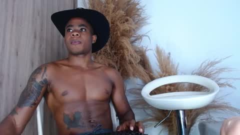 liam_bolt online show from 10/17/25, 01:35