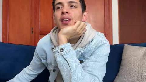 Liam online show from 11/19/25, 01:11