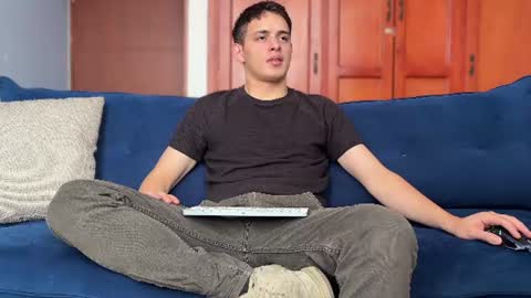 Snapshot of liam_enzho chatting on 07/31/26, 03:55 Liam online show from 07/31/26, 03:55
