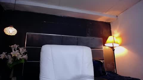 Liam online show from 11/29/25, 07:28