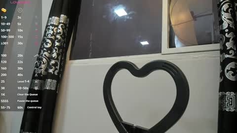 LIAM KLEIN online show from 12/20/24, 11:10