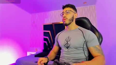 LIAM KLEIN online show from 11/29/25, 11:13