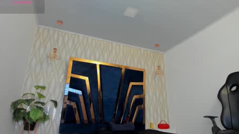 LIAM KLEIN online show from 01/06/26, 11:14