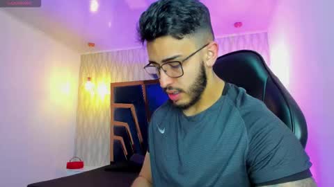 LIAM KLEIN online show from 02/13/26, 11:17