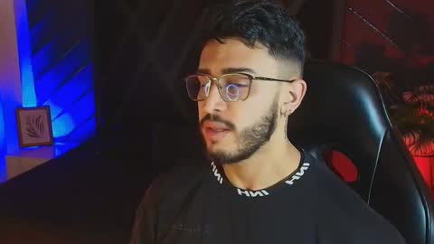 LIAM KLEIN online show from 04/15/26, 11:28