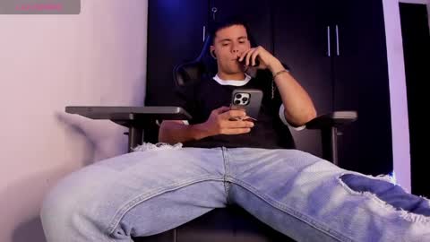 Liam online show from 05/09/26, 07:02