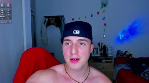 Snapshot of liam_oficial chatting on 12/21/24, 06:41 liam online show from 12/21/24, 06:41