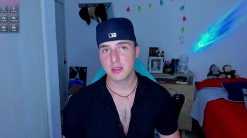 Snapshot of liam_oficial chatting on 01/10/25, 04:44 liam online show from 01/10/25, 04:44