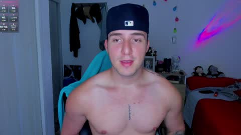 Snapshot of liam_oficial chatting on 01/16/25, 03:56 liam online show from 01/16/25, 03:56