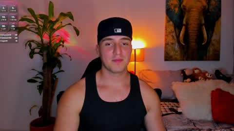 Snapshot of liam_oficial chatting on 02/25/25, 06:58 liam online show from 02/25/25, 06:58