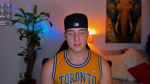 Snapshot of liam_oficial chatting on 02/28/25, 07:48 liam online show from 02/28/25, 07:48