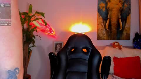 Snapshot of liam_oficial chatting on 03/01/25, 07:30 liam online show from 03/01/25, 07:30