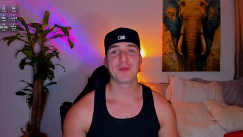 Snapshot of liam_oficial chatting on 03/07/25, 03:19 liam online show from 03/07/25, 03:19