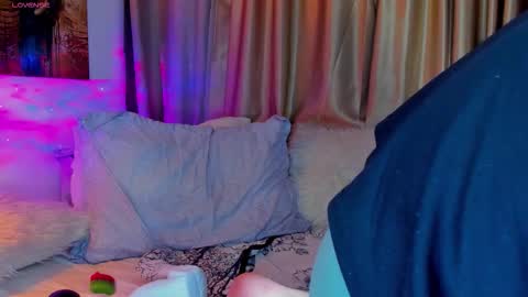 Snapshot of liam_oficial chatting on 09/16/25, 02:12 liam online show from 09/16/25, 02:12