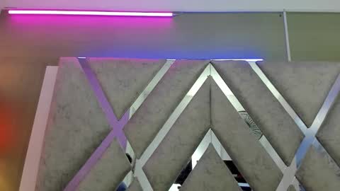 liam online show from 09/19/25, 12:17