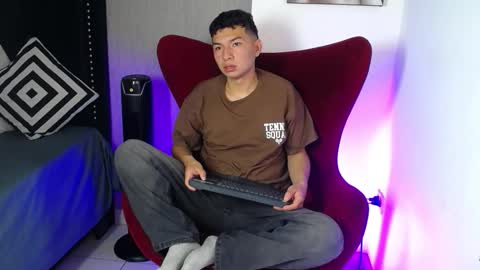 Liam  online show from 02/13/26, 01:07