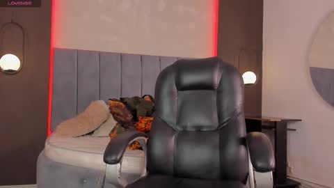 Liam online show from 02/26/26, 07:35