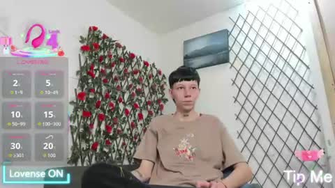 Snapshot of liambrown09 chatting on 06/16/26, 07:49 Liam online show from 06/16/26, 07:49