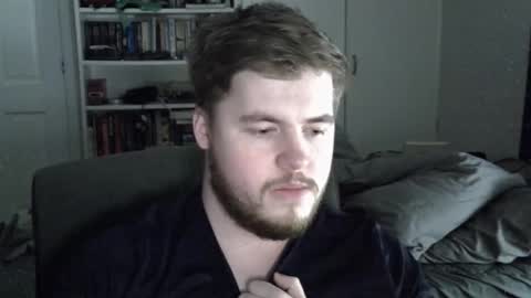 Snapshot of liamfoxx chatting on 10/29/25, 01:52 Liam Fox online show from 10/29/25, 01:52