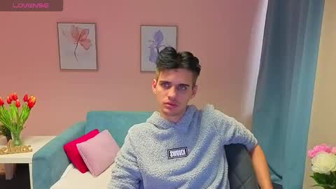 Snapshot of liammerci chatting on 11/10/25, 12:26 liammerci online show from 11/10/25, 12:26