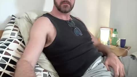 Snapshot of liamnilod chatting on 11/15/25, 08:55 Chris online show from 11/15/25, 08:55