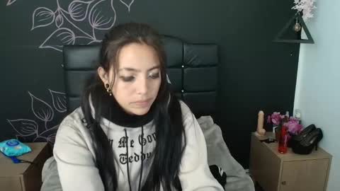 L I A M O N R O E online show from 01/08/26, 12:07