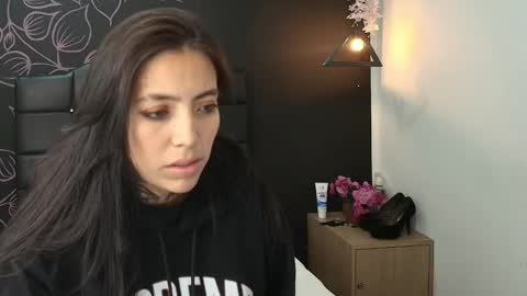 L I A M O N R O E online show from 01/09/26, 11:57