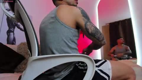 Snapshot of liamreigns_ chatting on 07/04/26, 09:59 liam online show from 07/04/26, 09:59