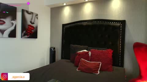 liam online show from 01/12/26, 04:07