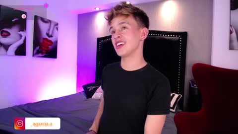 liam online show from 02/11/26, 05:12