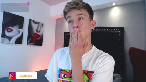 liam online show from 02/14/26, 04:42