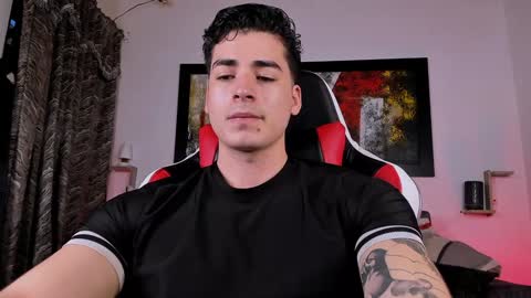 Snapshot of liamwyatt_ chatting on 01/27/25, 03:26 liamwyatt_ online show from 01/27/25, 03:26