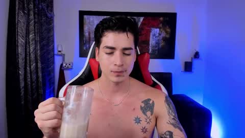 Snapshot of liamwyatt_ chatting on 02/16/25, 03:26 liamwyatt_ online show from 02/16/25, 03:26