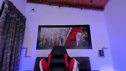 Snapshot of liamwyatt_ chatting on 09/15/25, 03:17 liamwyatt_ online show from 09/15/25, 03:17