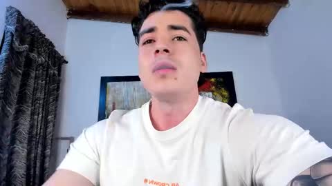 Snapshot of liamwyatt_ chatting on 12/15/25, 06:28 liamwyatt_ online show from 12/15/25, 06:28