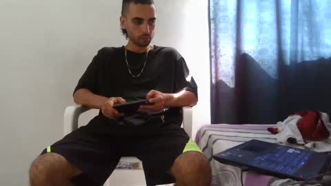 lian_mike203523 online show from 10/19/25, 03:01