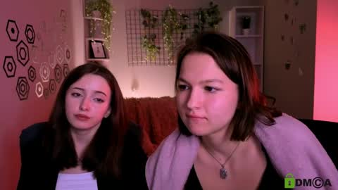 Li online show from 05/19/26, 01:56