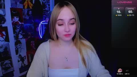 Liana online show from 01/19/25, 02:04