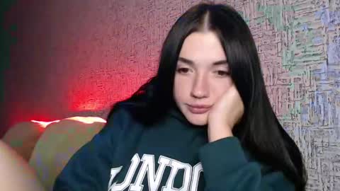 liana_diva online show from 09/26/25, 03:16