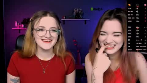 Snapshot of liana_kisses chatting on 10/15/25, 09:20 Little Liana online show from 10/15/25, 09:20