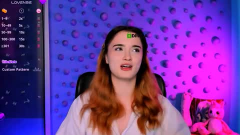 Snapshot of liana_kisses chatting on 11/26/25, 08:43 Little Liana online show from 11/26/25, 08:43